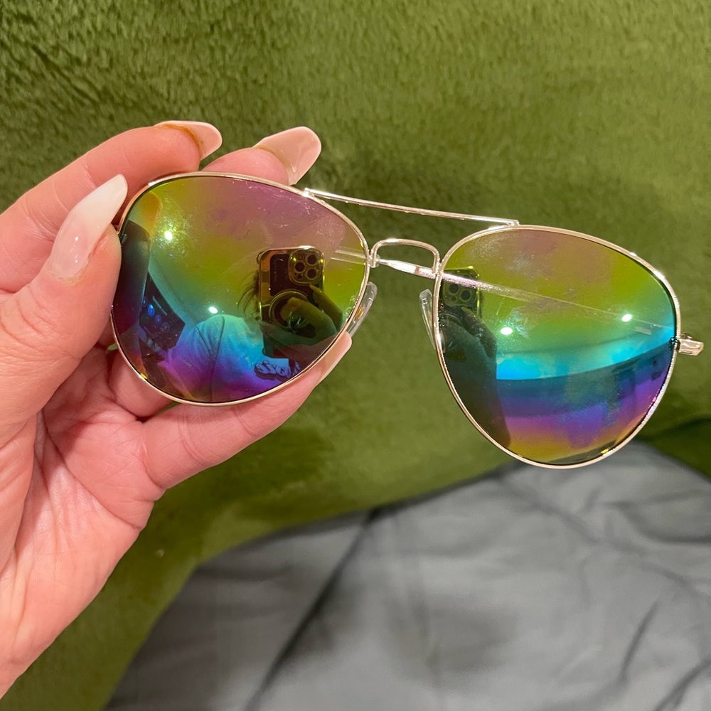 Rainbow 🌈 Aviators